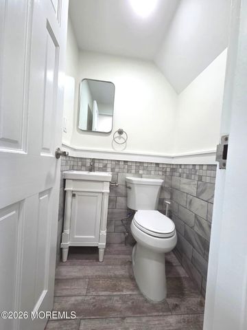 92 Village Green Way, Hazlet, NJ 07730