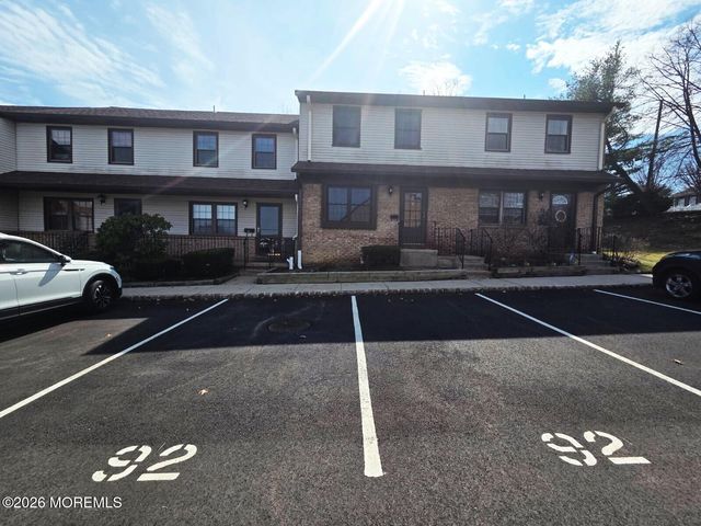 92 Village Green Way, Hazlet, NJ 07730