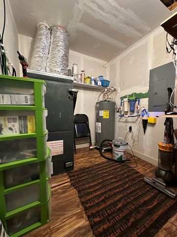 1108 E 21st St, Colorado City, TX 79512