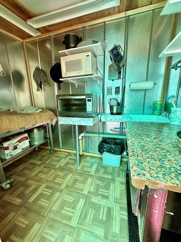 1108 E 21st St, Colorado City, TX 79512