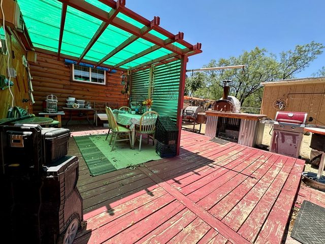 1108 E 21st St, Colorado City, TX 79512