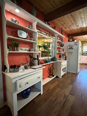 1108 E 21st St, Colorado City, TX 79512