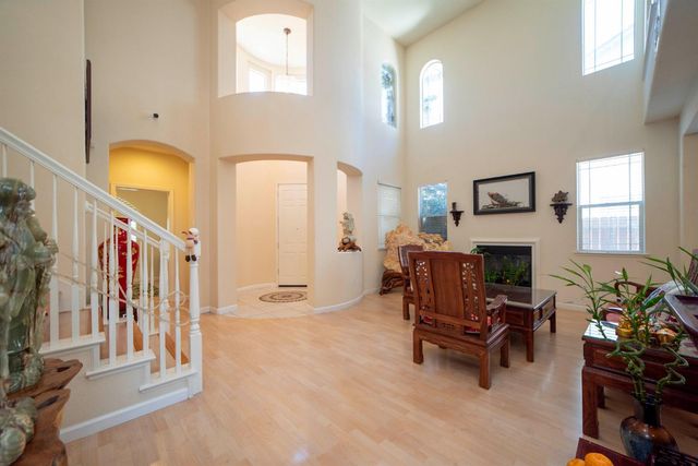 5901 Isaac Way, Elk Grove, CA 95757