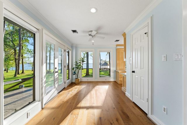 1125 River Road, Montgomery, TX 77356