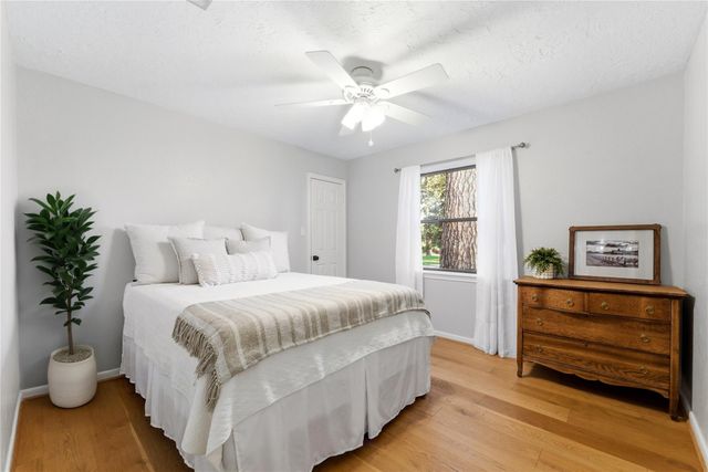 1125 River Road, Montgomery, TX 77356