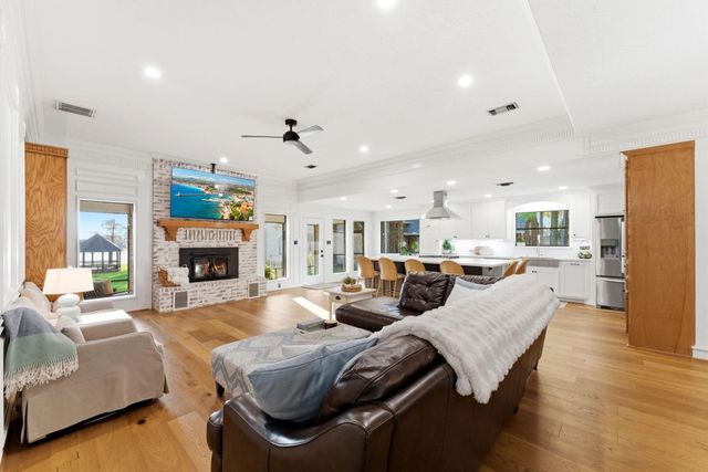 1125 River Road, Montgomery, TX 77356