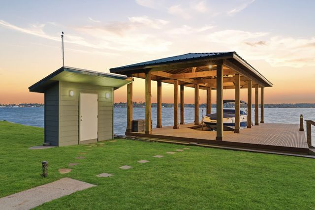 1125 River Road, Montgomery, TX 77356