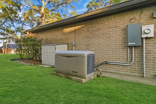 1125 River Road, Montgomery, TX 77356