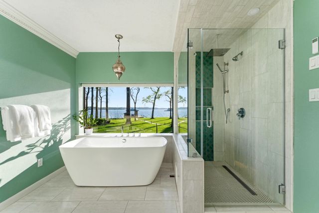 1125 River Road, Montgomery, TX 77356