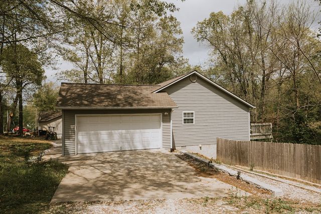 1015 S Walnut, Harrison, AR 72601