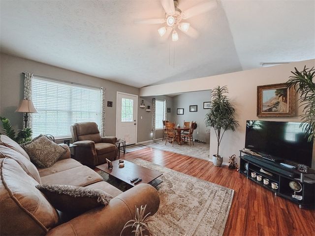 1015 S Walnut, Harrison, AR 72601
