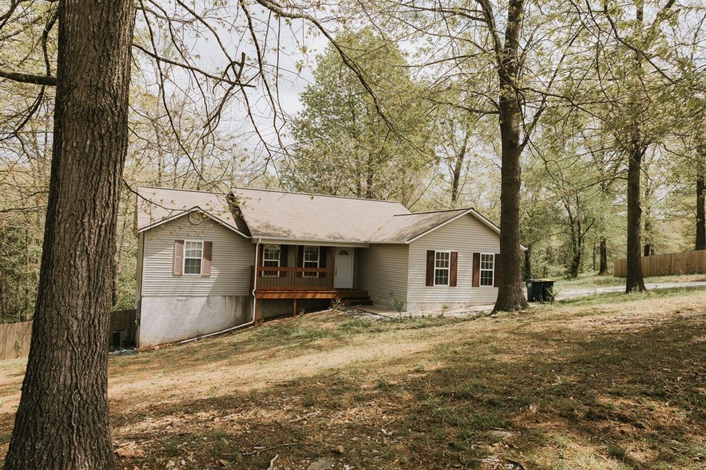 1015 S Walnut, Harrison, AR 72601