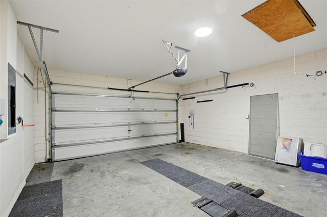 2572 VINEYARD CIRCLE, Sanford, FL 32771