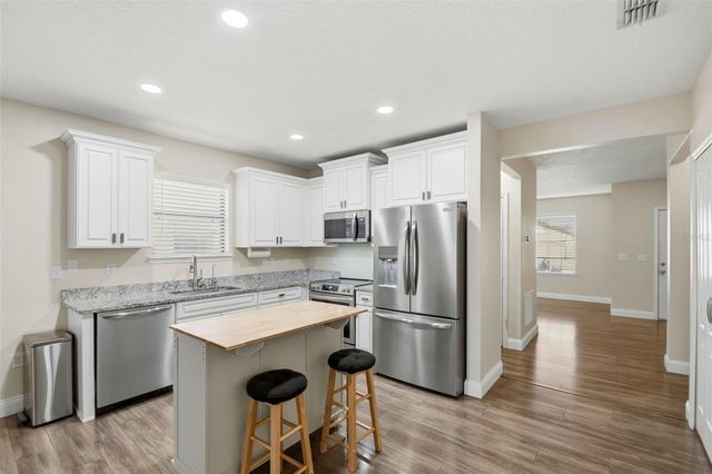 2572 VINEYARD CIRCLE, Sanford, FL 32771