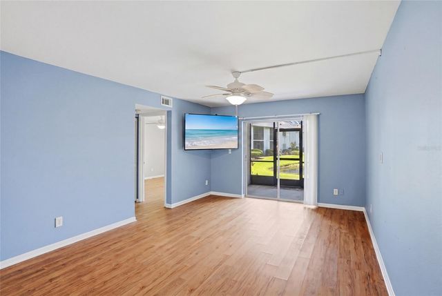 11201 122ND AVENUE N 143, Largo, FL 33778