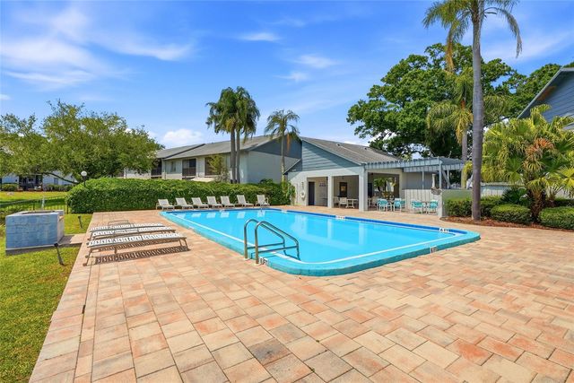 11201 122ND AVENUE N 143, Largo, FL 33778