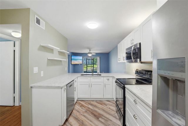 11201 122ND AVENUE N 143, Largo, FL 33778