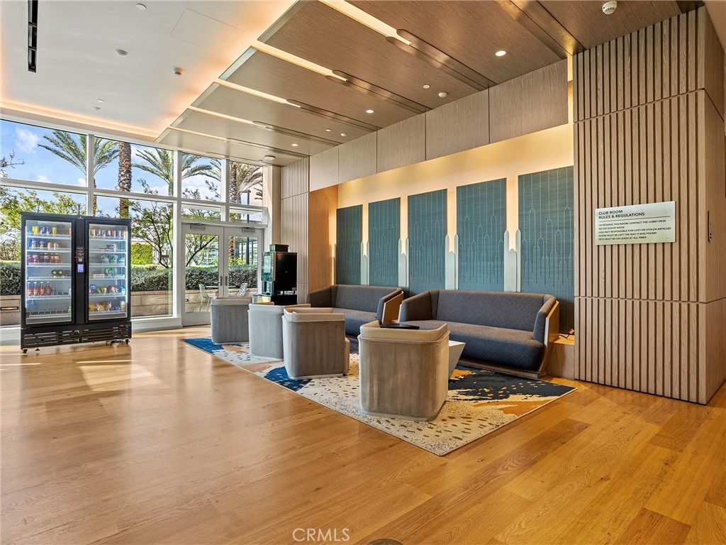 Image 36 of property listing at 877 Francisco Street 4106, Los Angeles, CA 90017