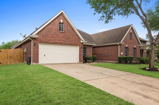 5506 Imperial Wood Court, Rosharon, TX 77583