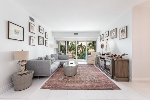 455 Australian Avenue 3e, Palm Beach, FL 33480