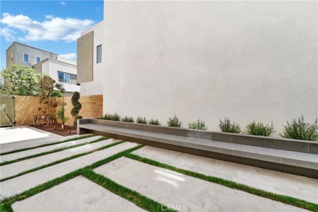 249 Chorus, Irvine, CA 92618