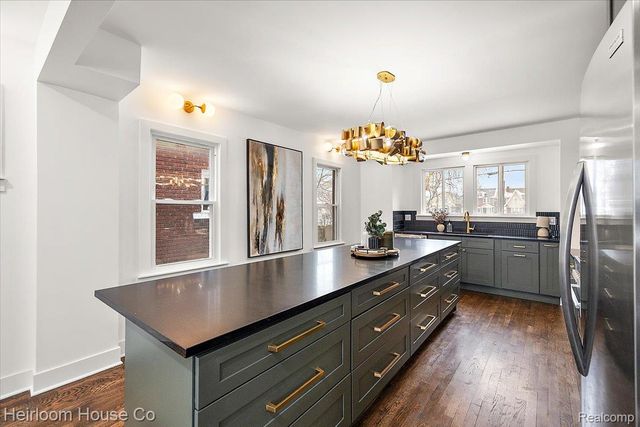 3240 Lawrence Street, Detroit, MI 48206