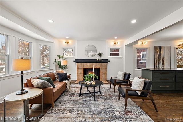 3240 Lawrence Street, Detroit, MI 48206