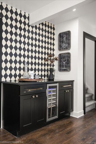 3240 Lawrence Street, Detroit, MI 48206