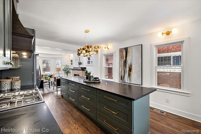 3240 Lawrence Street, Detroit, MI 48206