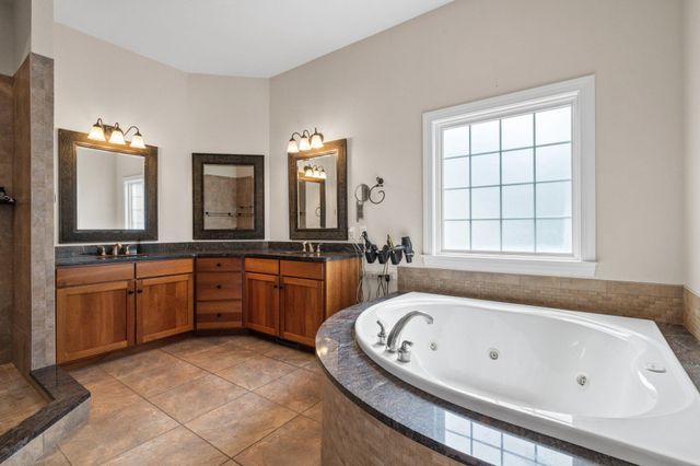 72 WILDSWOOD RD, Dover, DE 19901
