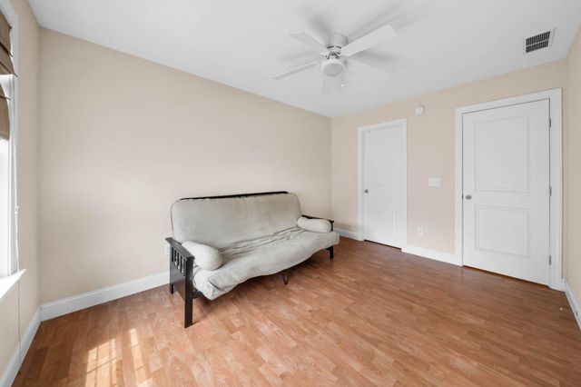 72 WILDSWOOD RD, Dover, DE 19901