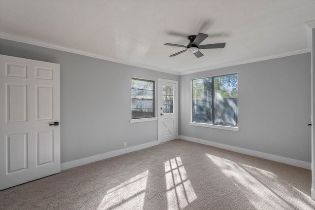 105 N Woodsway Street E, Conroe, TX 77301