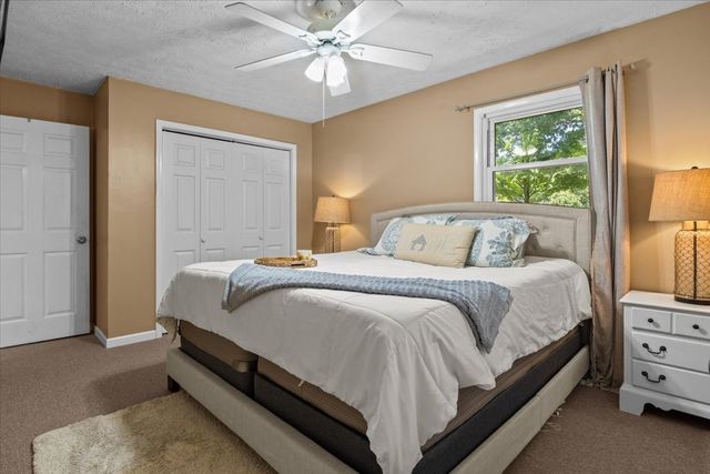 353 Powers Blvd, Waverly, TN 37185
