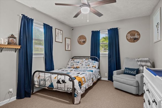 353 Powers Blvd, Waverly, TN 37185