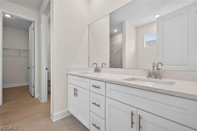 2537 SW 11th CT, Cape Coral, FL 33914