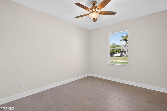 2537 SW 11th CT, Cape Coral, FL 33914