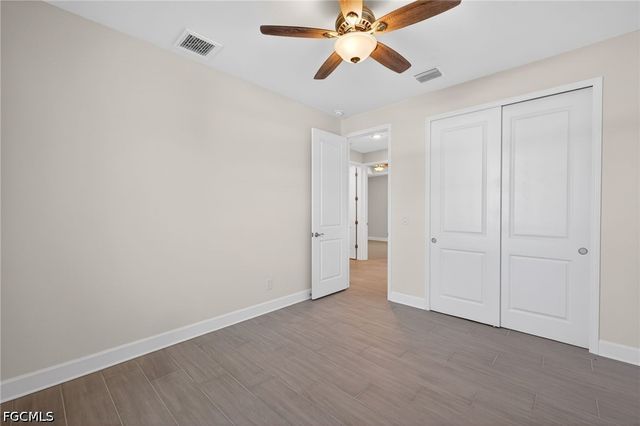 2537 SW 11th CT, Cape Coral, FL 33914