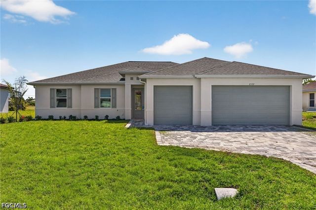 2537 SW 11th CT, Cape Coral, FL 33914