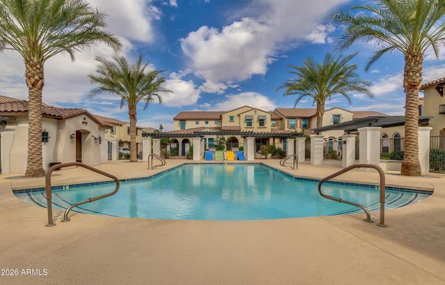 3855 S MCQUEEN Road 24, Chandler, AZ 85286