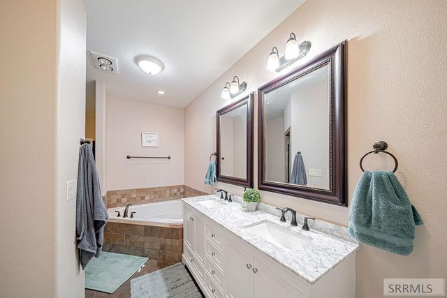 1944 Lexington Avenue, Idaho Falls, ID 83404