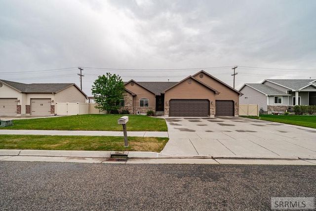 1944 Lexington Avenue, Idaho Falls, ID 83404