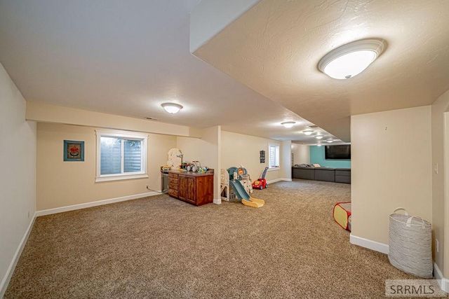 1944 Lexington Avenue, Idaho Falls, ID 83404