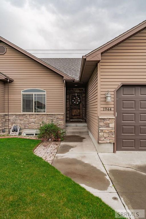 Image 2 of property listing at 1944 Lexington Avenue, Idaho Falls, ID 83404