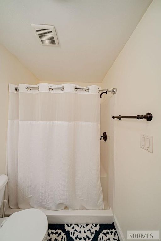 Image 36 of property listing at 1944 Lexington Avenue, Idaho Falls, ID 83404