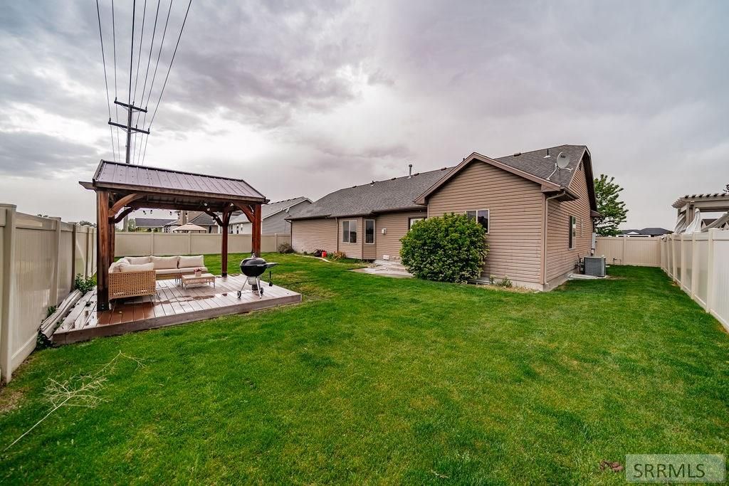 Image 37 of property listing at 1944 Lexington Avenue, Idaho Falls, ID 83404