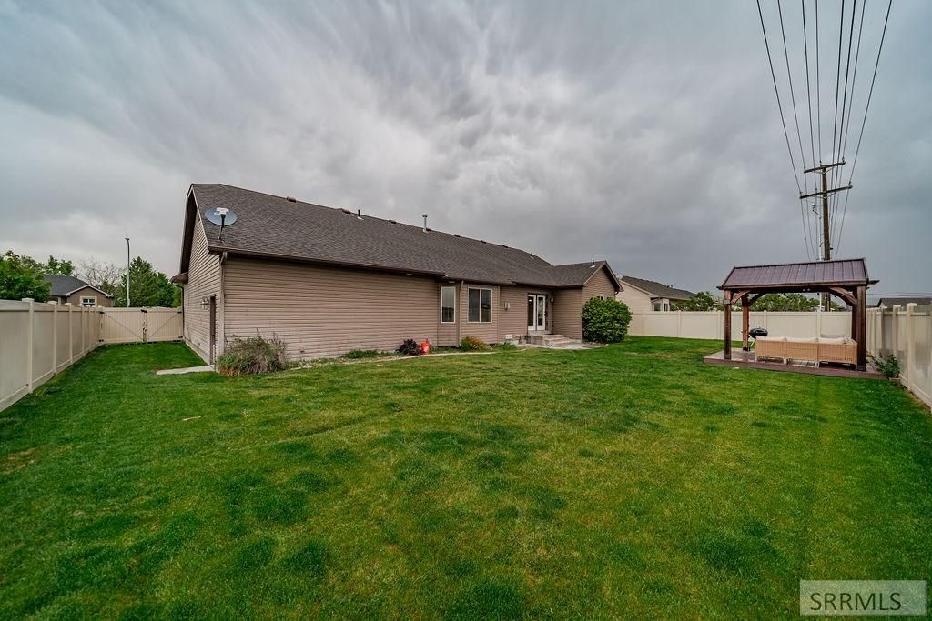 Image 41 of property listing at 1944 Lexington Avenue, Idaho Falls, ID 83404