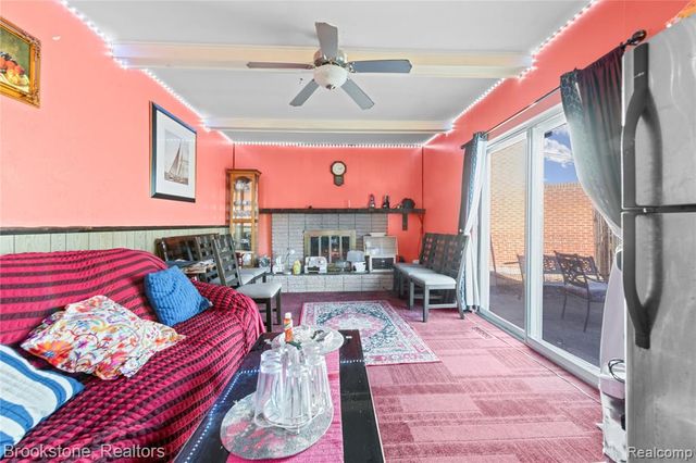 29434 Walker Drive, Warren, MI 48092