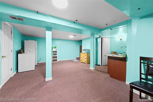 29434 Walker Drive, Warren, MI 48092