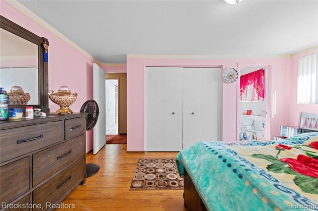 29434 Walker Drive, Warren, MI 48092