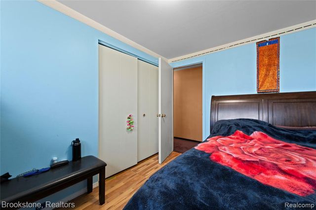 29434 Walker Drive, Warren, MI 48092